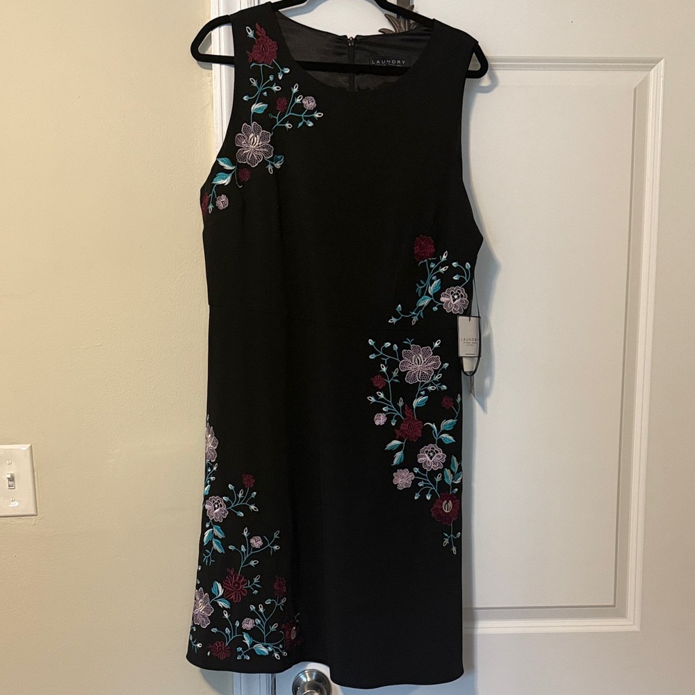 Laundry By Shelli Segal Black Dress with Floral Embroidery